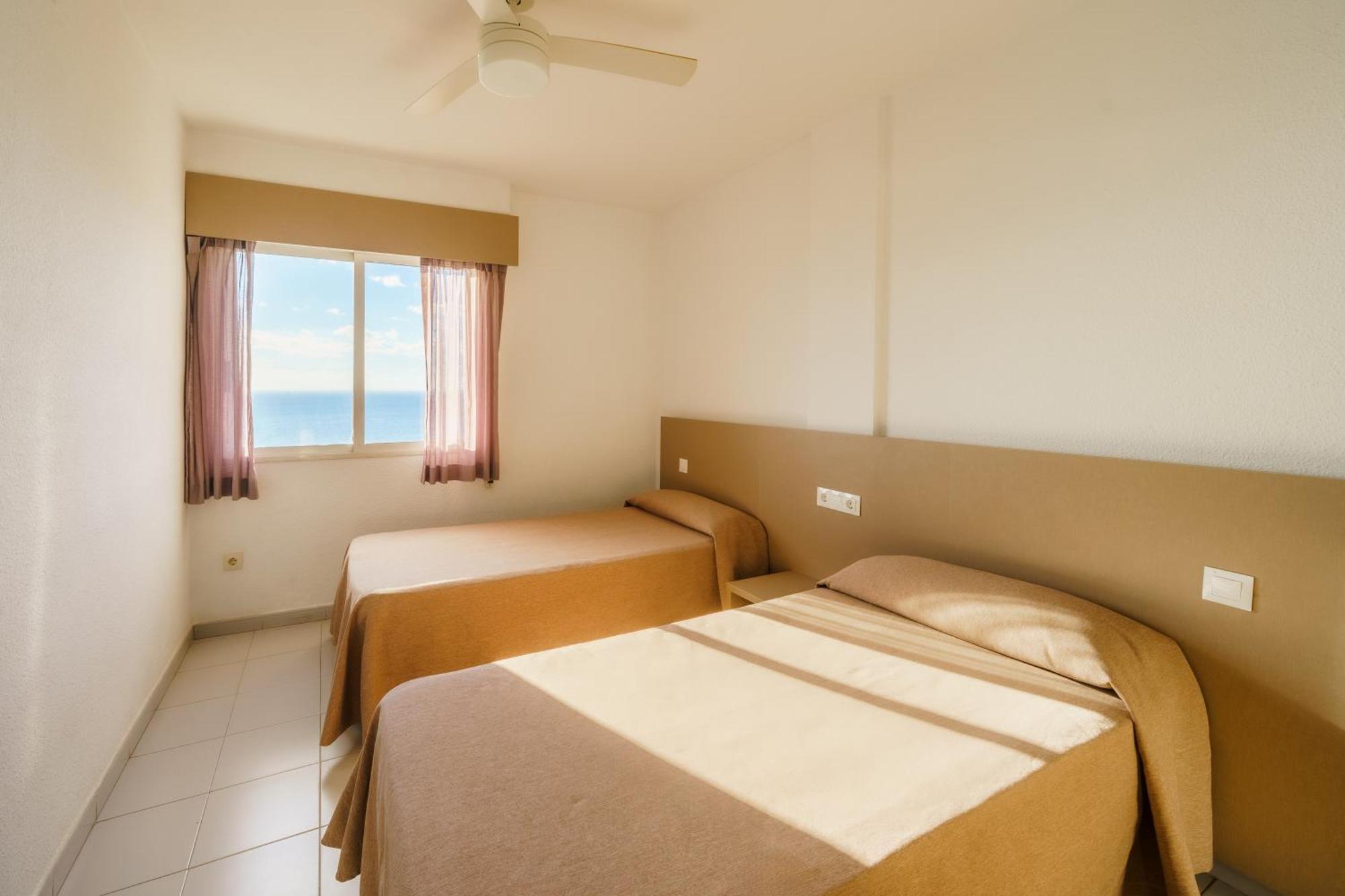 Apartamentos El Faro By Mc Benidorm Buitenkant foto