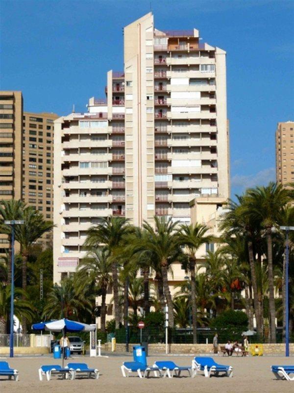 Apartamentos El Faro By Mc Benidorm Buitenkant foto